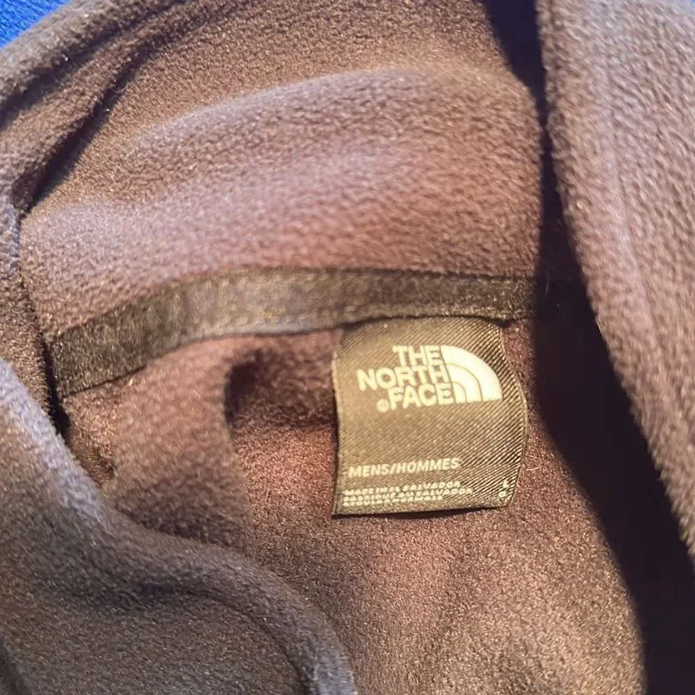 The North Face pullover L (899)